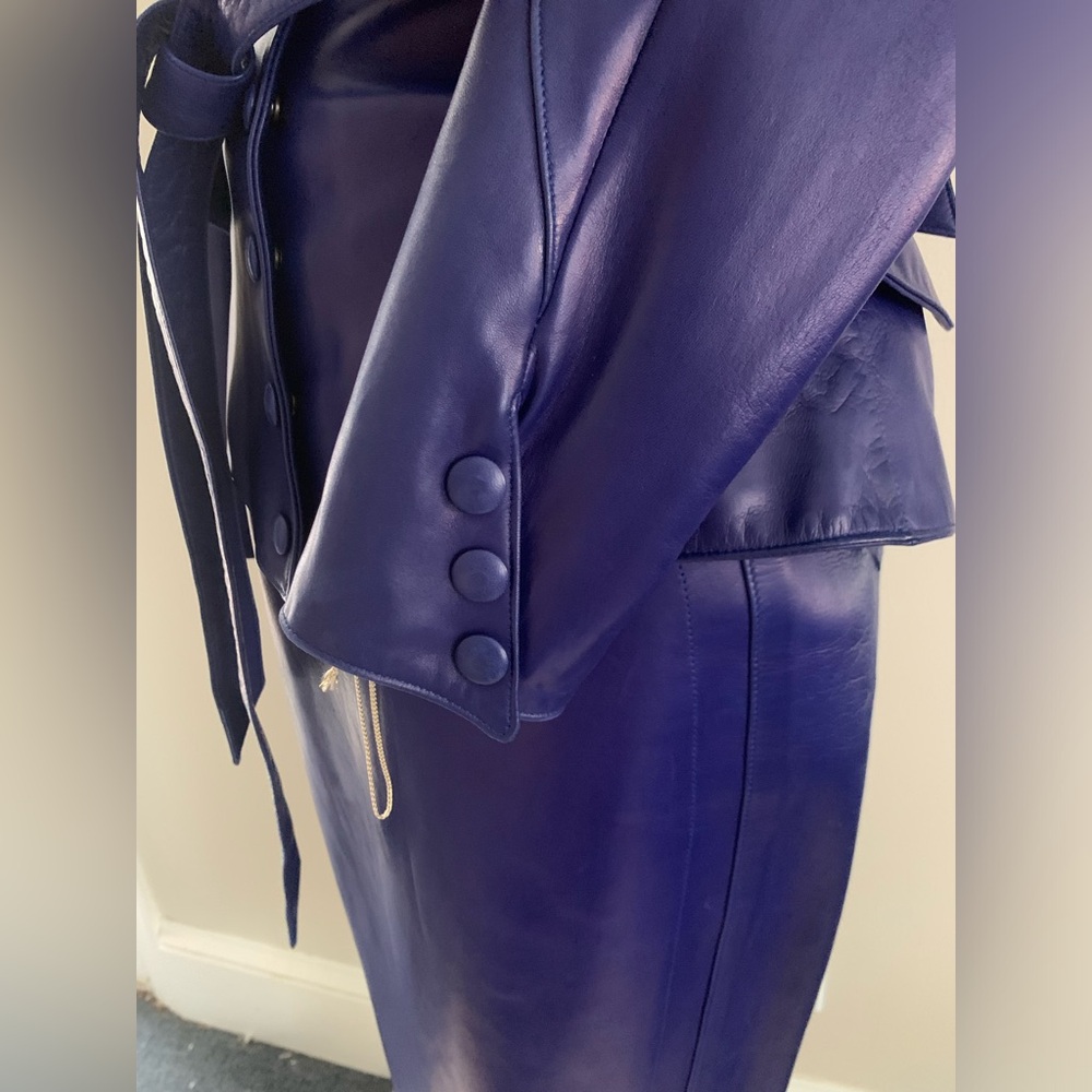 Jitrois Vintage Lambskin skirt and Jacket - Picture 5 of 16
